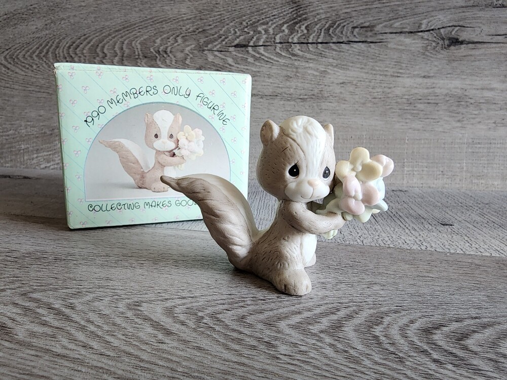 1990 Precious Moments Figurine, Collecting Makes Good Scents, By Enesco BC901